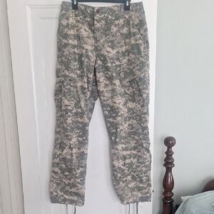 Men's Digital Camo Cargo Pants